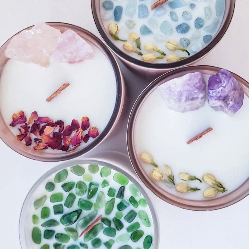 Custom luxury private label soy wax crystal infused gem candles magical scented candle with dry flowers