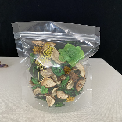 Uniquely Scented Dry Flowers Bag Mixed Color Potpourri Blends with Rose Hips Eucalyptus and Cotton for Christmas Decor