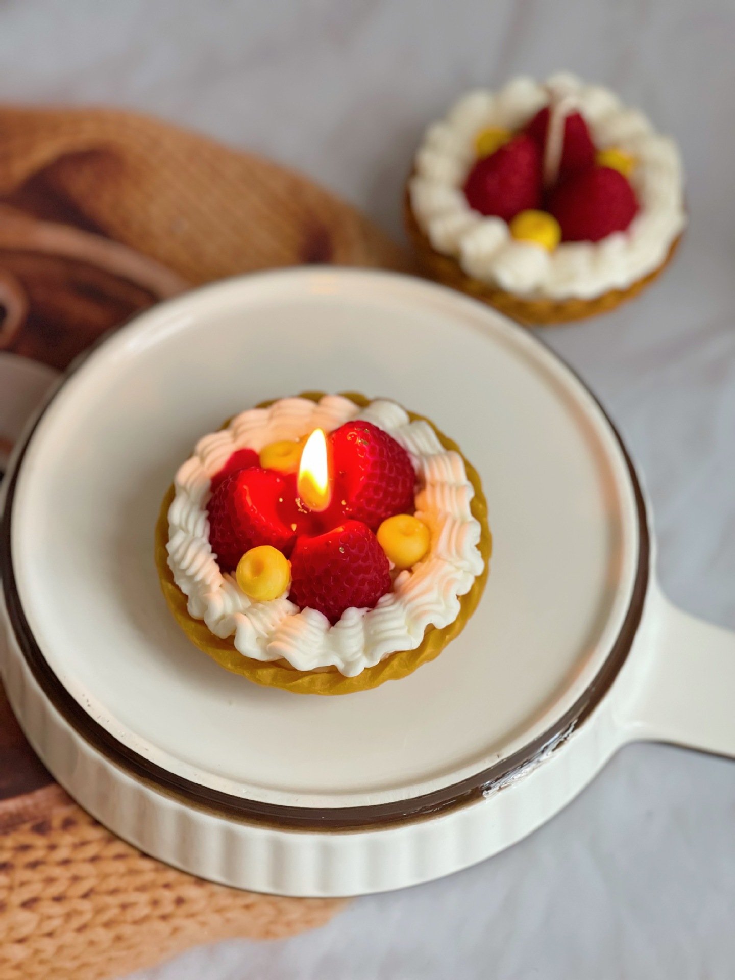 Creative Novelty Home Decor Soy Wax Aromatic Fruit Shaped Scented Candles for New Year Thanksgiving Holiday Decoration Bar Use
