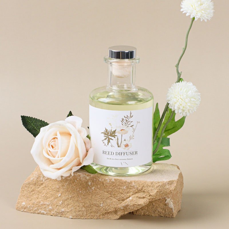 Wholesale Flower 150ml Flower Reed Diffuser Glass Bottle Fragrance Air Freshener Dried Flower Reed Diffuser