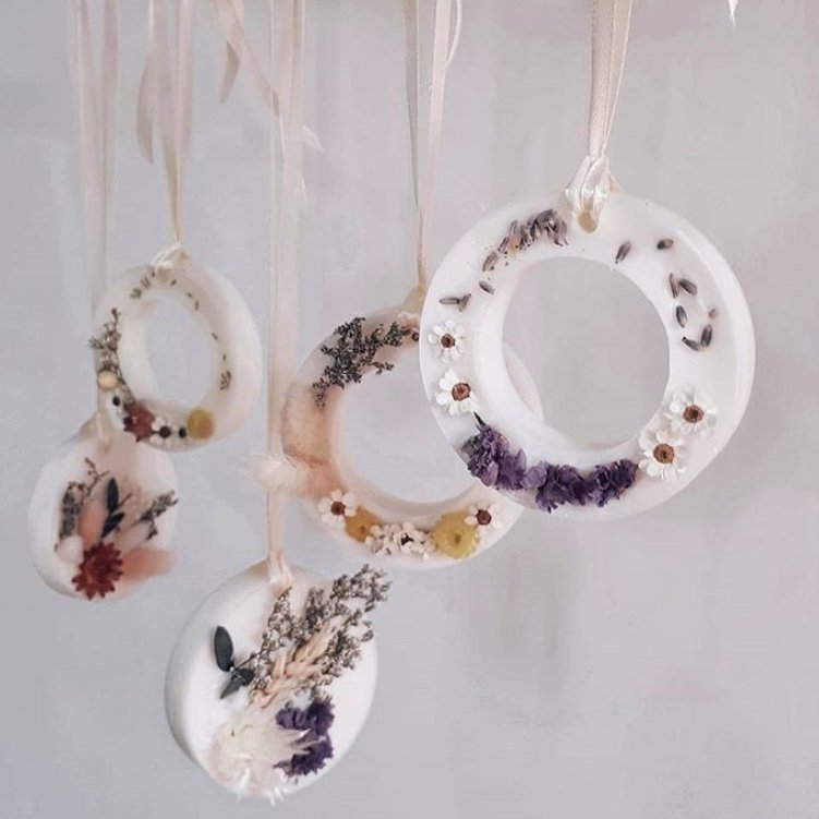 Wholesale Private Label Custom Room Air Freshener Handmade Home Decoration Dried Flower Wax Tablets