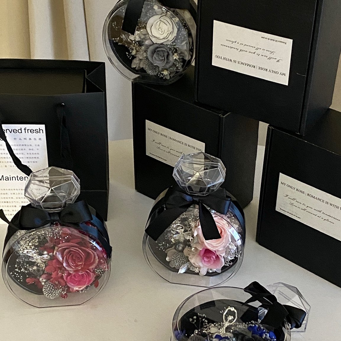 Luxury ornaments perfume bottle style Romantic natural Dried Roses Immortal eternal rose preserved flower in Glass Dome gift box