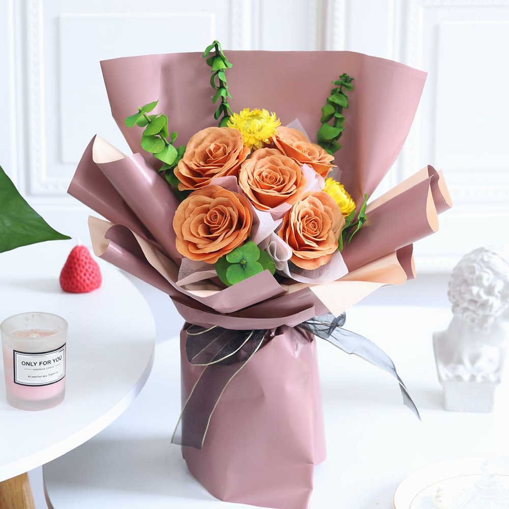 Customized Factory Supply Wholesale Dried Preserved Flowers Bouquets artificial soap flower bouquets.