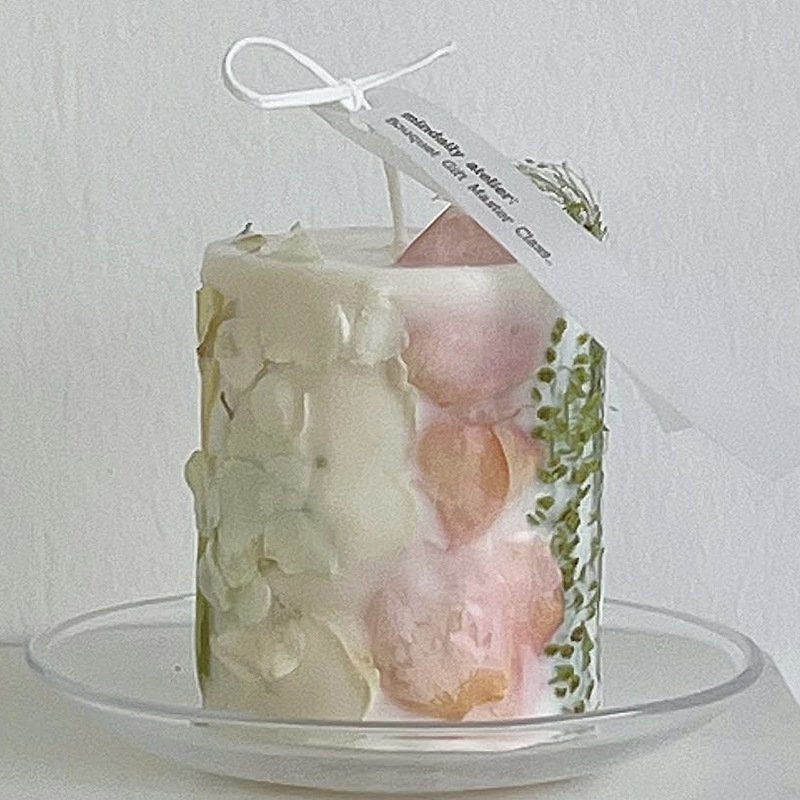 Huaming Valentine's Day Romantic Rose Wedding Candle Gift Sets Handmade Real Dry Flower Pillar Scented Candles Luxury for Girls