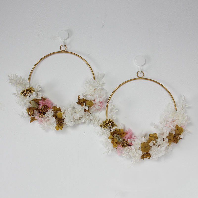 Dried Baby Breath With Other Dried Flower Made Dried Floral Wreath For Wall Decoration