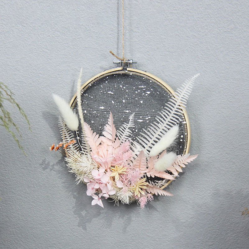 Dried Baby Breath With Other Dried Flower Made Dried Floral Wreath For Wall Decoration