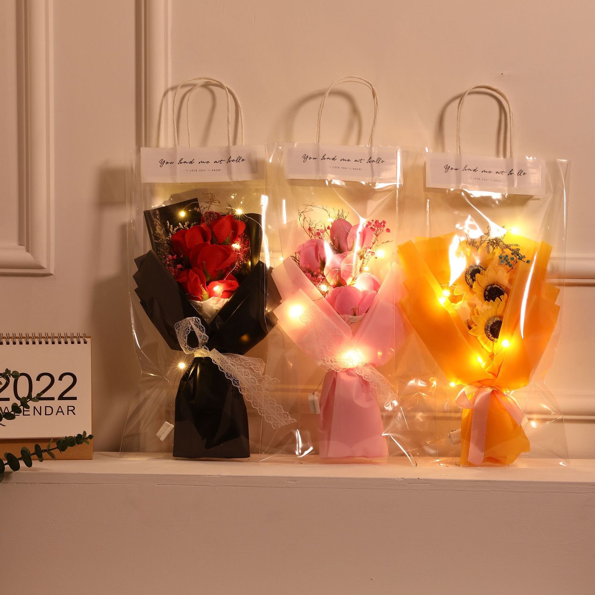 2024 Hot Sale Artificial Flowers Bouquet with LED Creative Rose Baby breath Dried Flower for Mother's Day Gift 2023