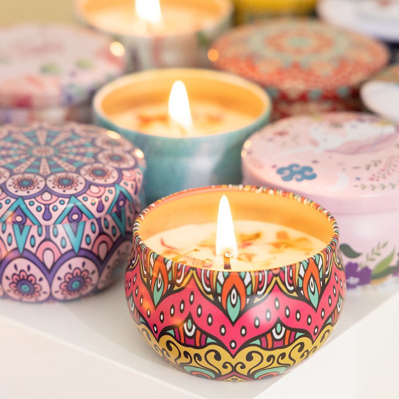Custom Soy Wax Candle Dried Flower Tin Jar Scented Candle for Home Decoration Parties Bars Christmas Ramadan Decoration