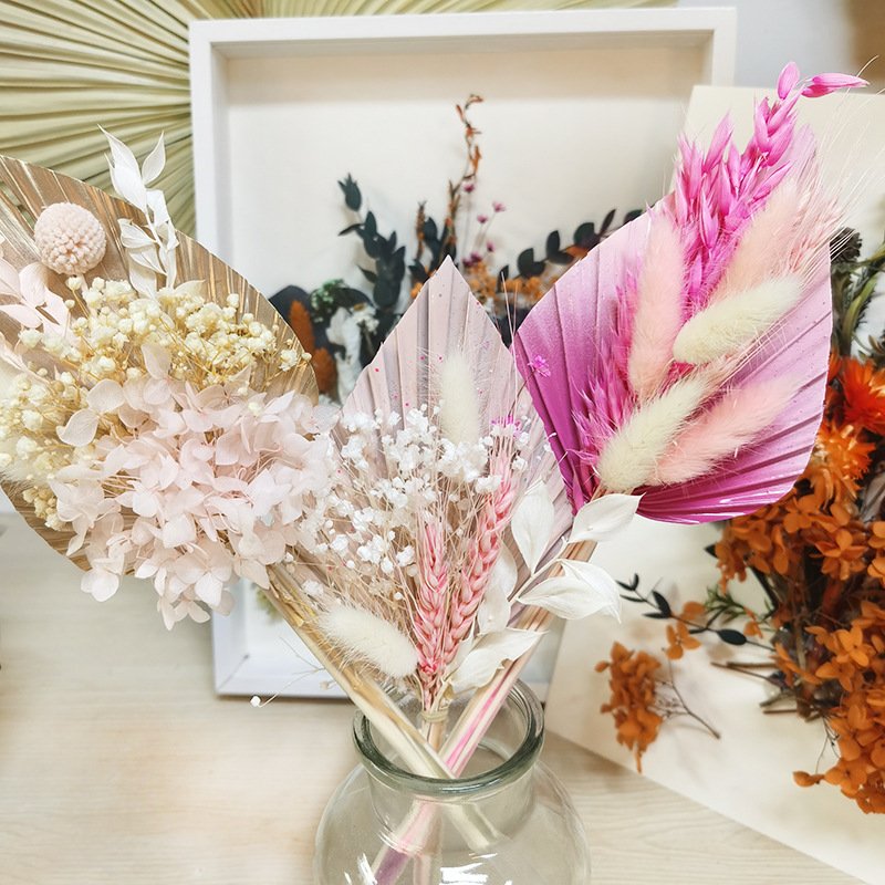 2024 New Product Ideas Natural Dried Floral Palm Leaves Bouquet for Graduation