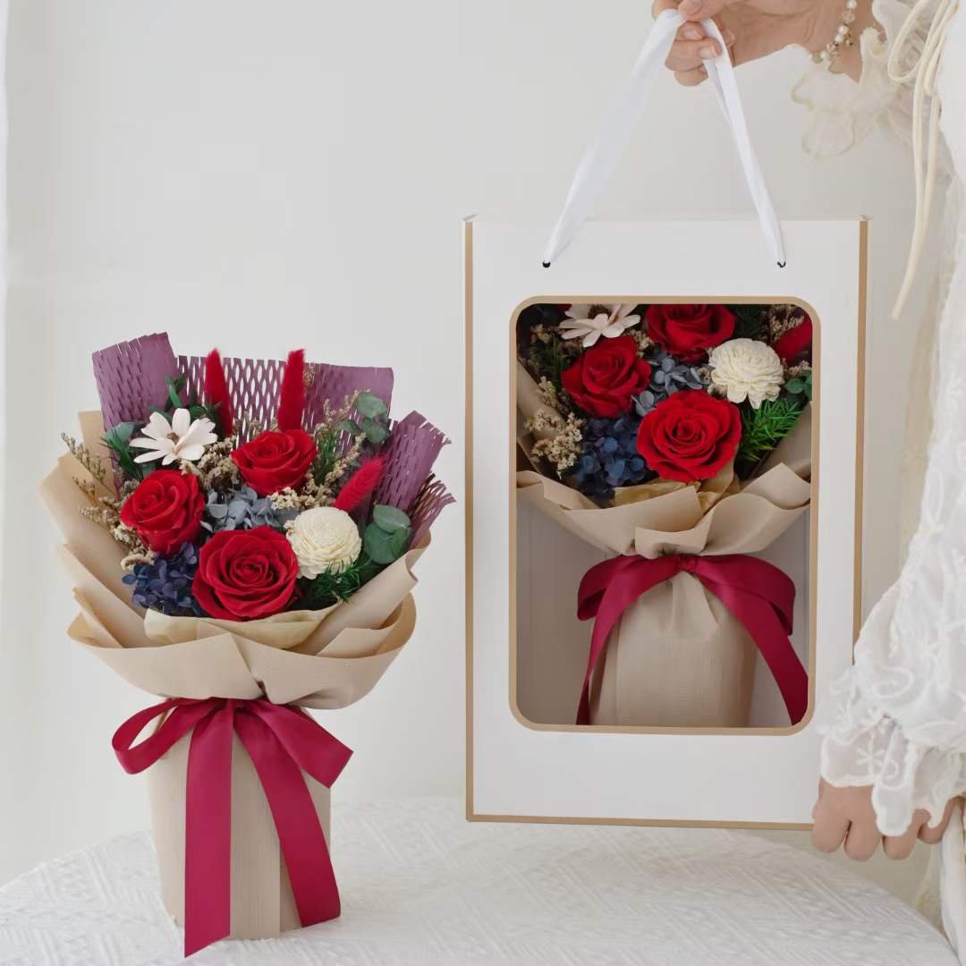 Customized Handmade Bouquet Flowers Dried Flower Real Nature Preserved Rose Bouquet Box For Wedding Home Decoration
