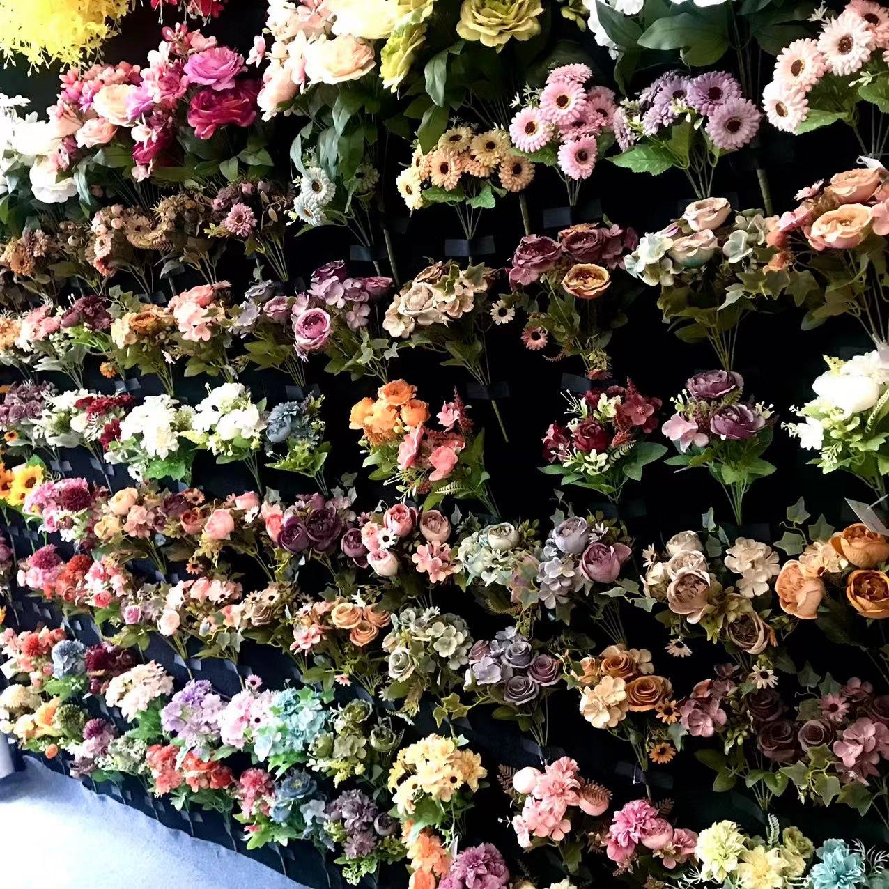 Hot sale Wedding Supplies Decoration Dried Flower Decorative Artificial Dry Flowers Small Bouquet Wholesale Rose Daisy