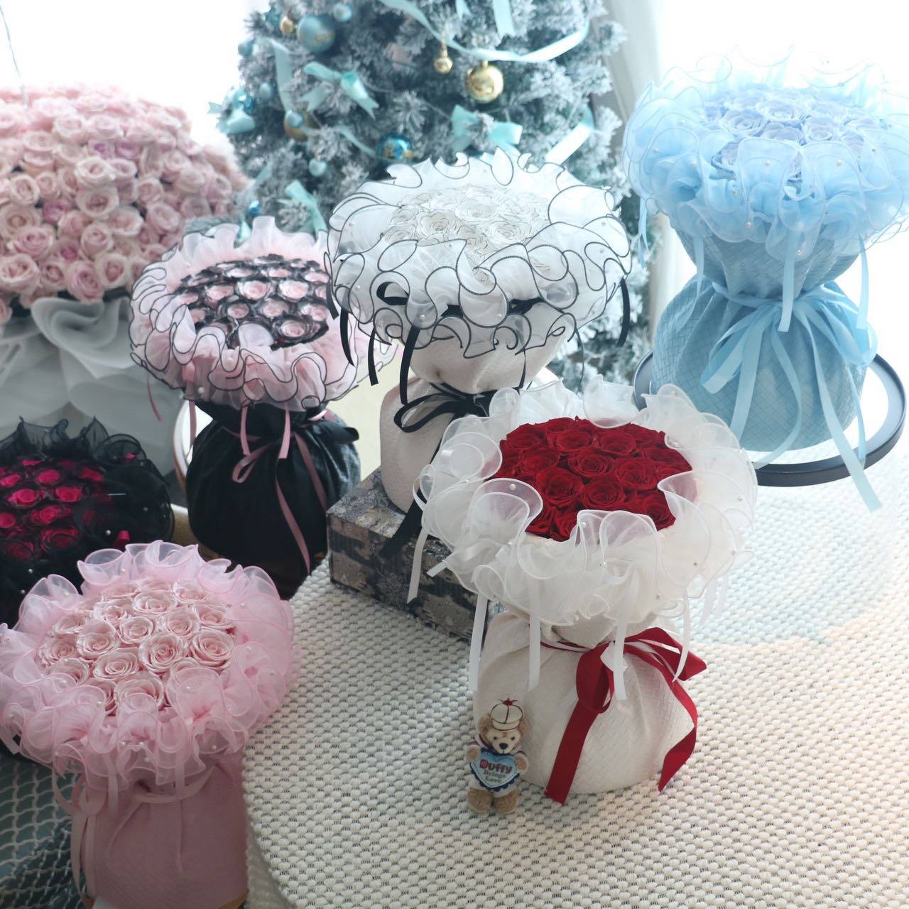 Valentine's Day Mother's Day Gifts Bouquet natural wedding dried immortal eternal forever flowers preserved roses