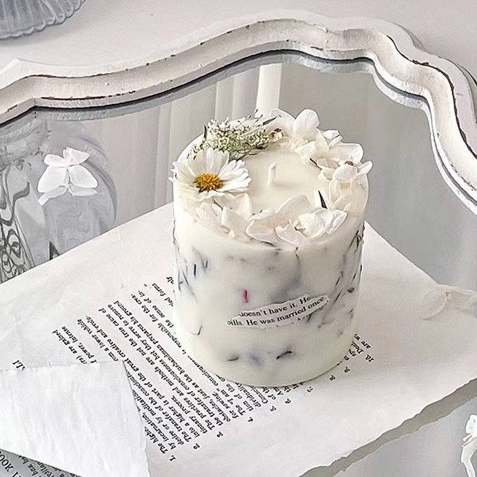 New In 2024 Wholesale custom Logo Dry Flower Scented Candles Luxury For Girls