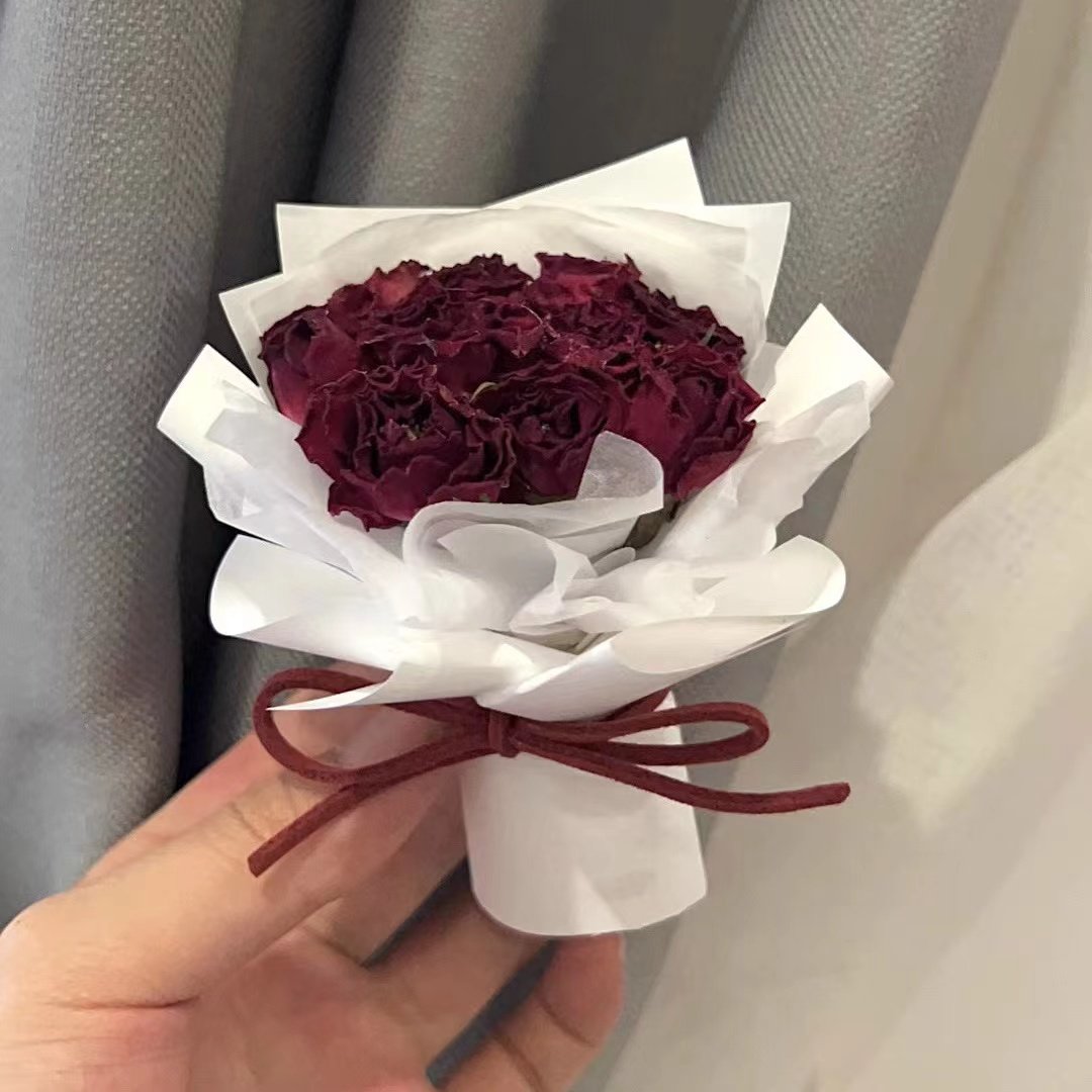 Natural Mini Dried Flower Bouquet Dry Preserved Rose for Weddings Home Parties New Year Valentine's Day or Chinese New Year