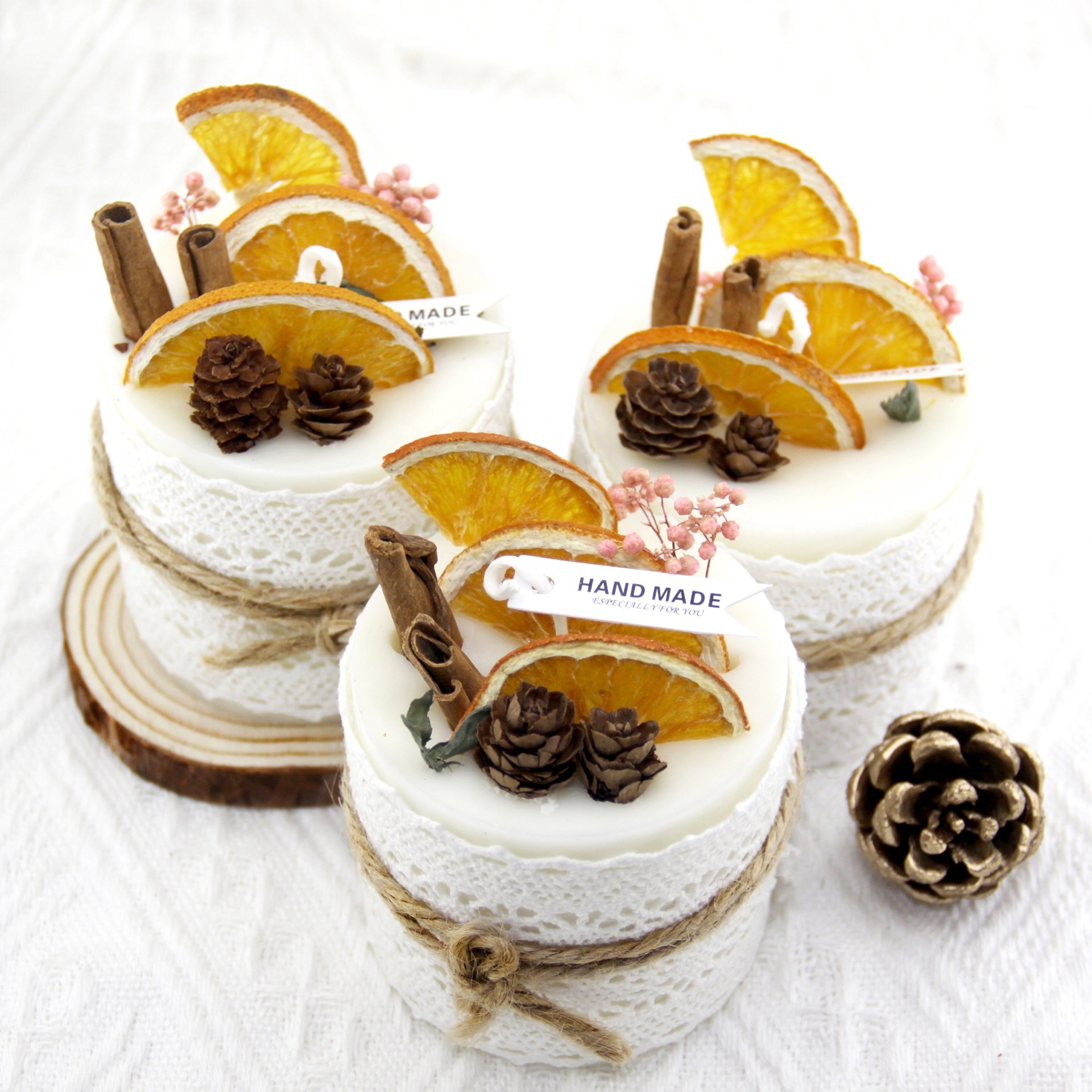 Wholesale popular Dried flower soy wax candle Cylindrical scented candle with lace trim