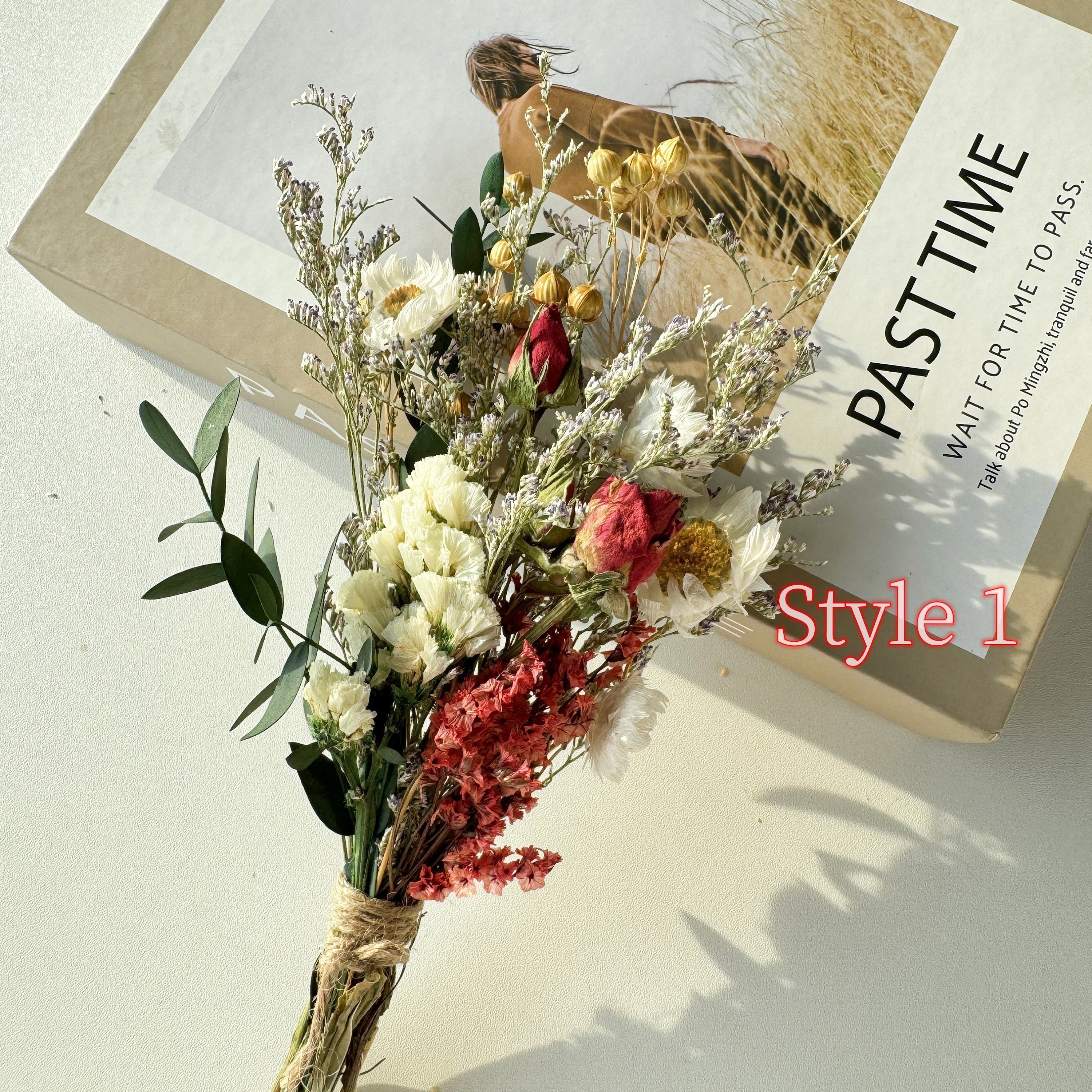 Housewarming Home Decor Birthday Gifts Boho Mini Dry Flower Rose Bouquets for Letterbox Bouquet