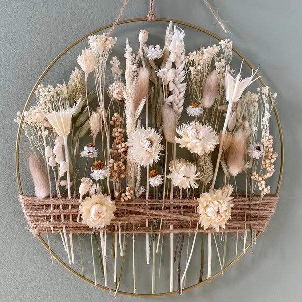 Boho Summer Wreath with Dried Flowers and Grasses Decorative Wreaths Wall Decorations Home Christmas Occasion Natural