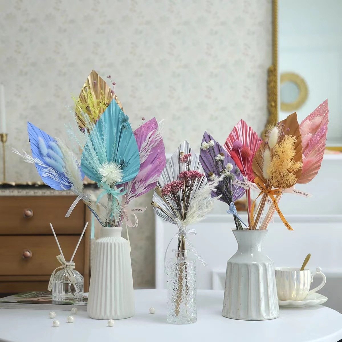 Hot Sell Cake Decorations Supplies Dried Flower Cake Topper Palm Leaf Bouquet Cupcake Topper Happy Birthday Cake Toppers