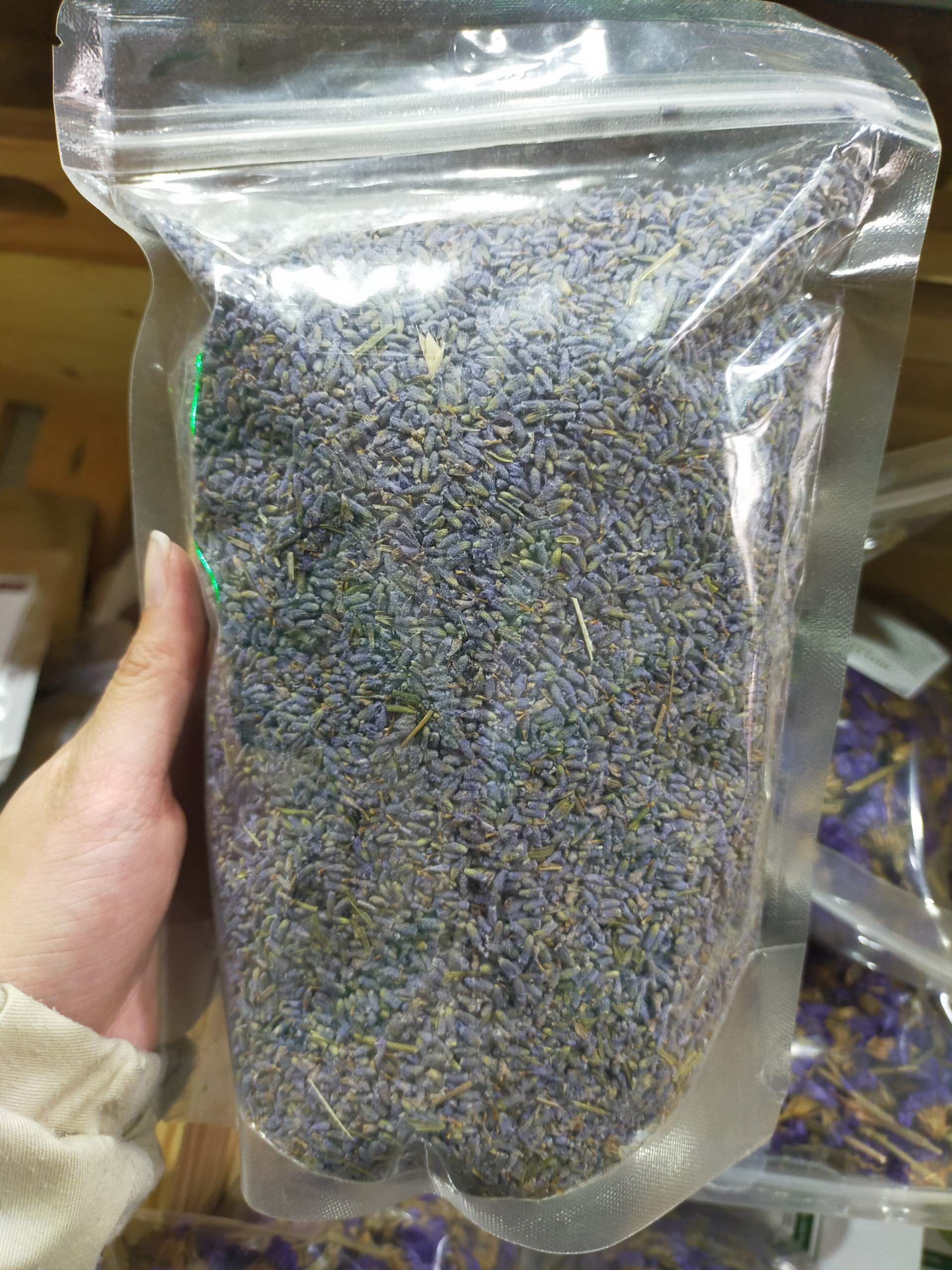 IN BULKS DRIED FLOWERS HERBAL TEA MIXED DRIED FLOWERS - LAVENDER FLOWERS FOR DRYING PROCESS
