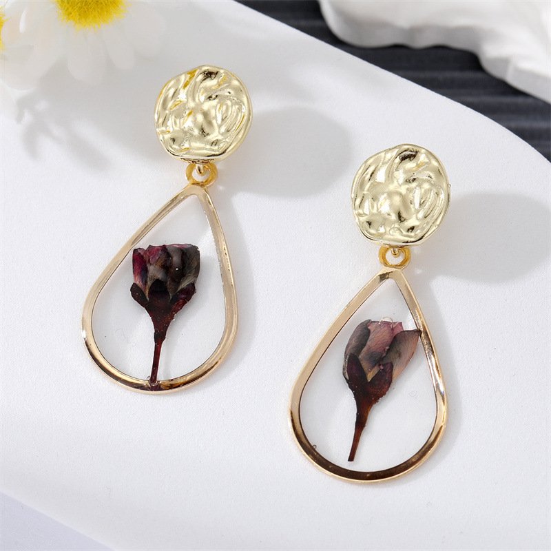 SUXUAN Factory Price New Trendy Immortal Flower Earrings Vintage Epoxy Colorful resin dried flower earrings For woman