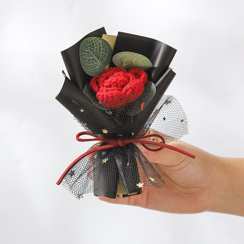 Preserved Fresh Flower Rose Christmas Gift Bouquet Artificial Flower Tulip Knitted Bouquet Floral Ornaments Gift