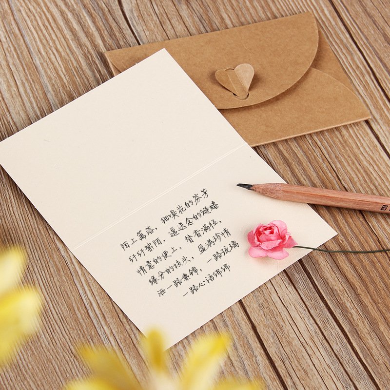 Creative Retro Kraft Paper DIY Dried Flower Greeting Cards Birthday Christmas Greeting Cards Wholesale