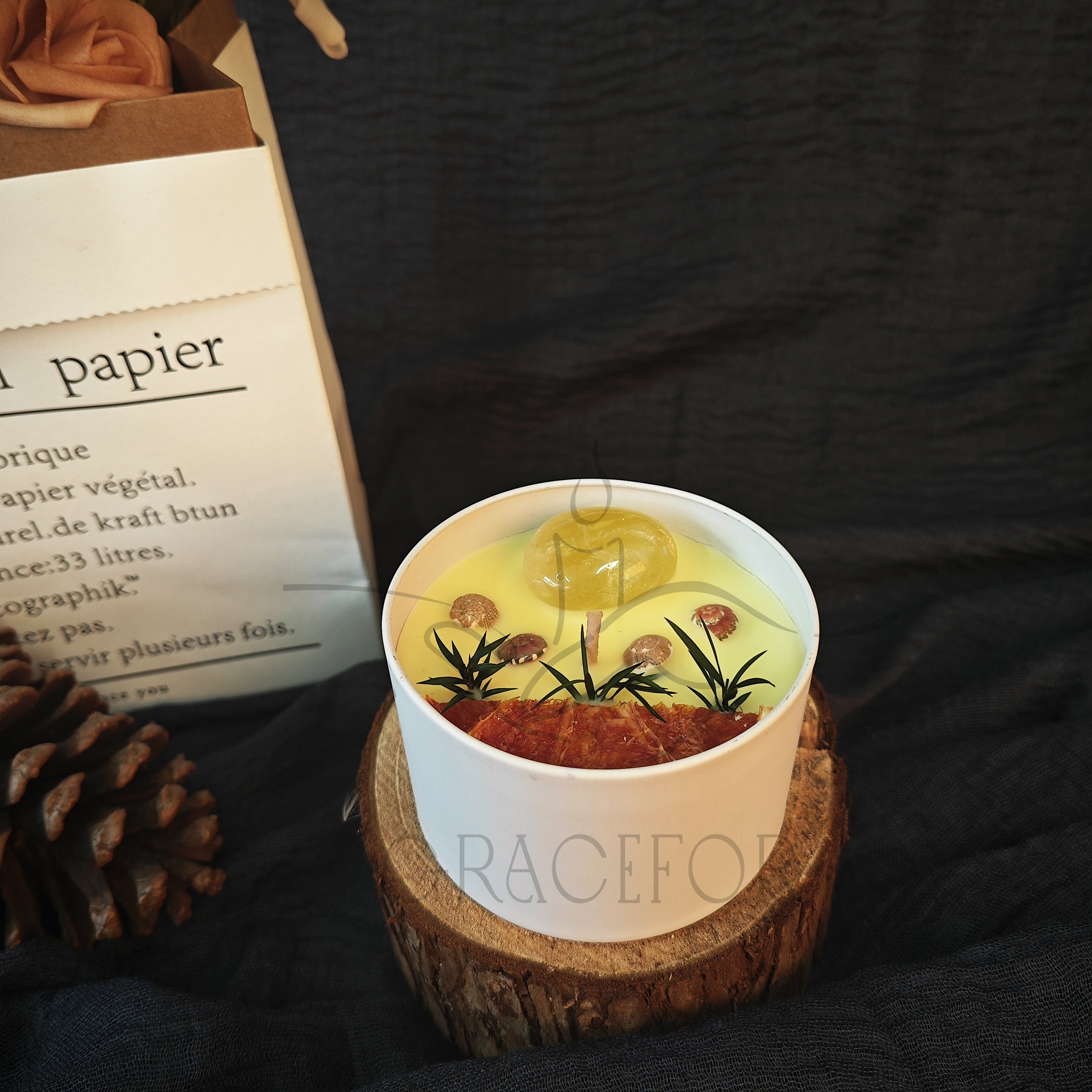 Dried Flower White Tin Natural Stone Home Fragrance Luxury Supplier Designer Color Soy Wax Making Supply Custom Scented Candle
