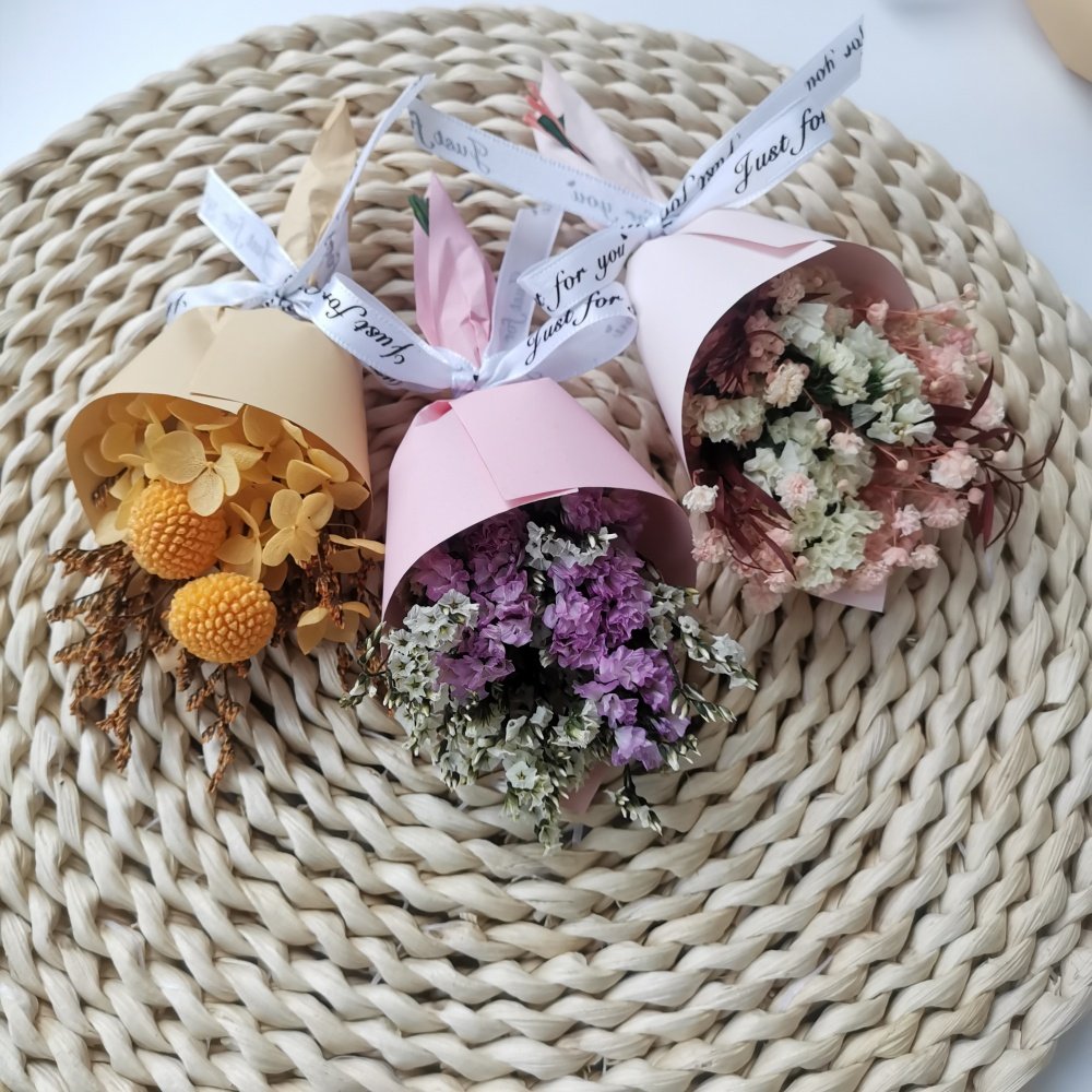 Mini Dried Flower Bouquet Boutonnieres Bunches Wedding Groomsmen Groom Buttonholes Wedding Bouquet for Bride