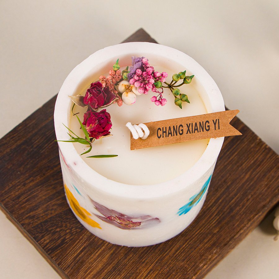 romantic nonsmoking bedroom, birthday gift souvenir Can relieve stress and relax Very suitable as a gift soy wax scented candles