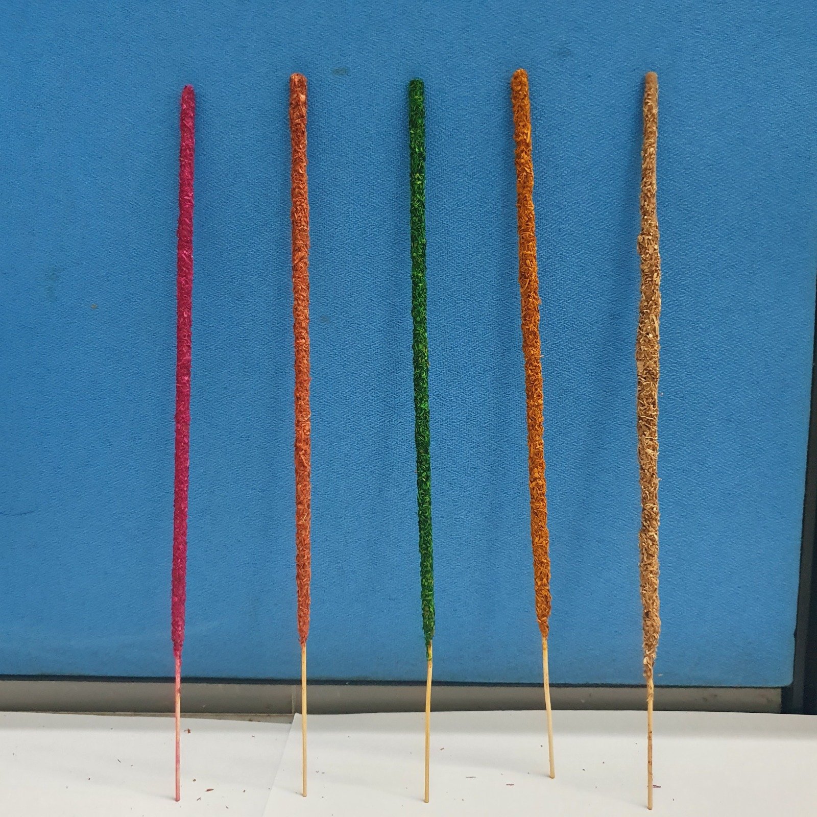 High Quality Handcrafted Pure Coloured Dried Flower Incense Sticks Good Aroma Fragrance Home Use Made in India