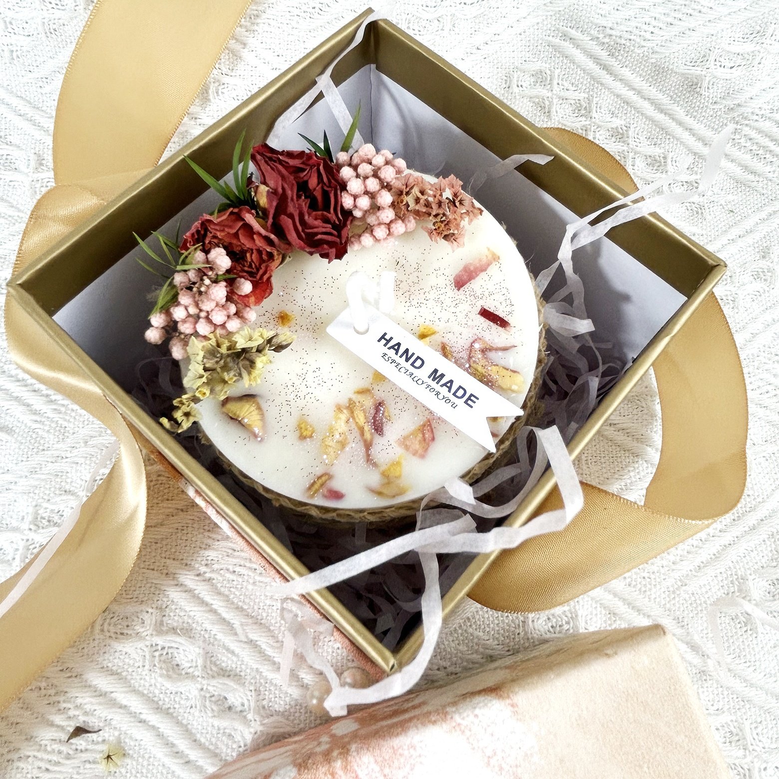 Customizable handmade Dry Flower Candle soy wax Scented pillared Candles For Wedding Birthday Christmas Valentines Day Gift