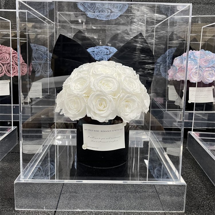 Home Decoration Eternal Flowers Bowknot Roses Hugging Bucket Dried Flower Bouquet Preserved Roses in Acrylic Box