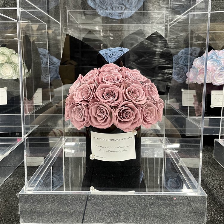 Home Decoration Eternal Flowers Bowknot Roses Hugging Bucket Dried Flower Bouquet Preserved Roses in Acrylic Box