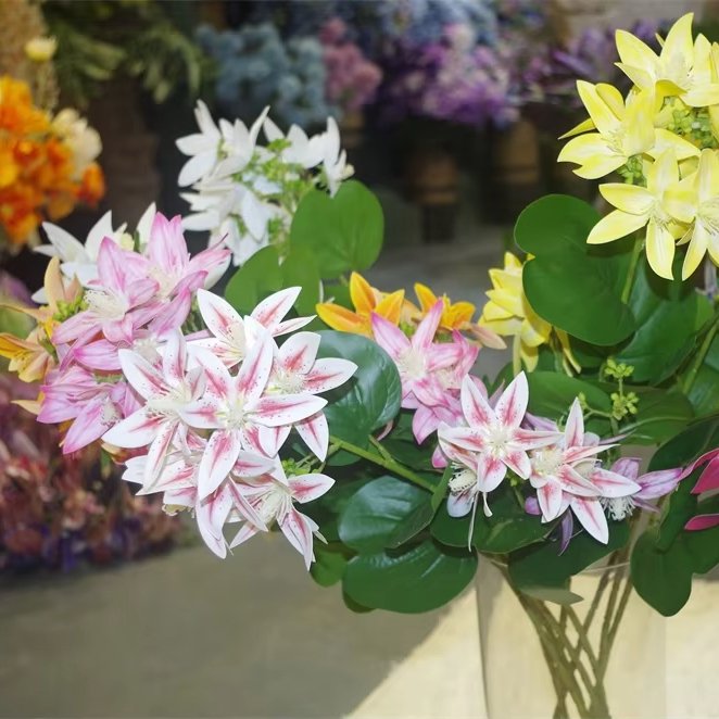 China Supplier's Artificial Rose Flower Bouquet Wedding Decorations with Thyme Wall and Home Usage for Back to School