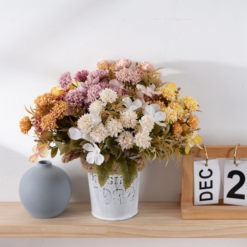 MW66003 Wholesales Artificial Fabric Ball Chrysanthemum Silk Dliac Plastic Plant Flower For Wedding Home Party Decoration