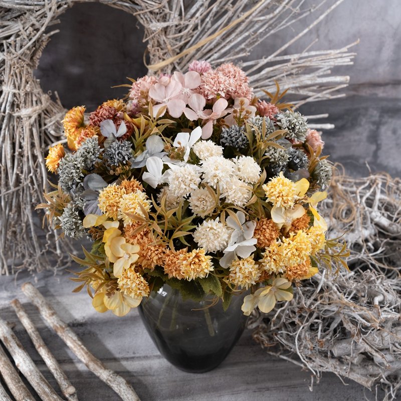 MW66003 Wholesales Artificial Fabric Ball Chrysanthemum Silk Dliac Plastic Plant Flower For Wedding Home Party Decoration