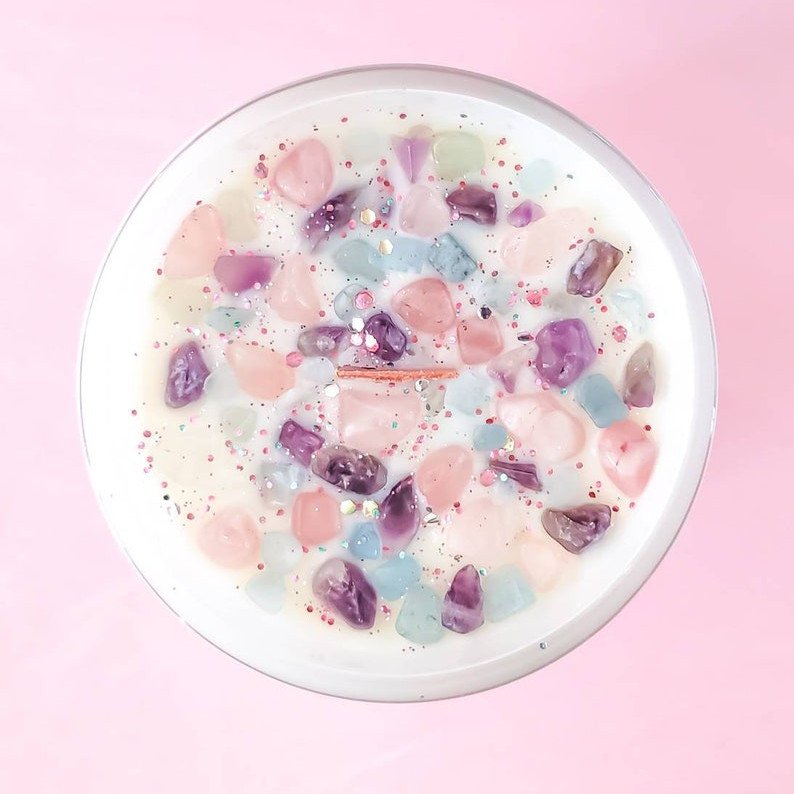 Valentine's Natural Dried Flower gemstone Soy Wax Candles for home holiday decoration chakra with Crystal Scented candle