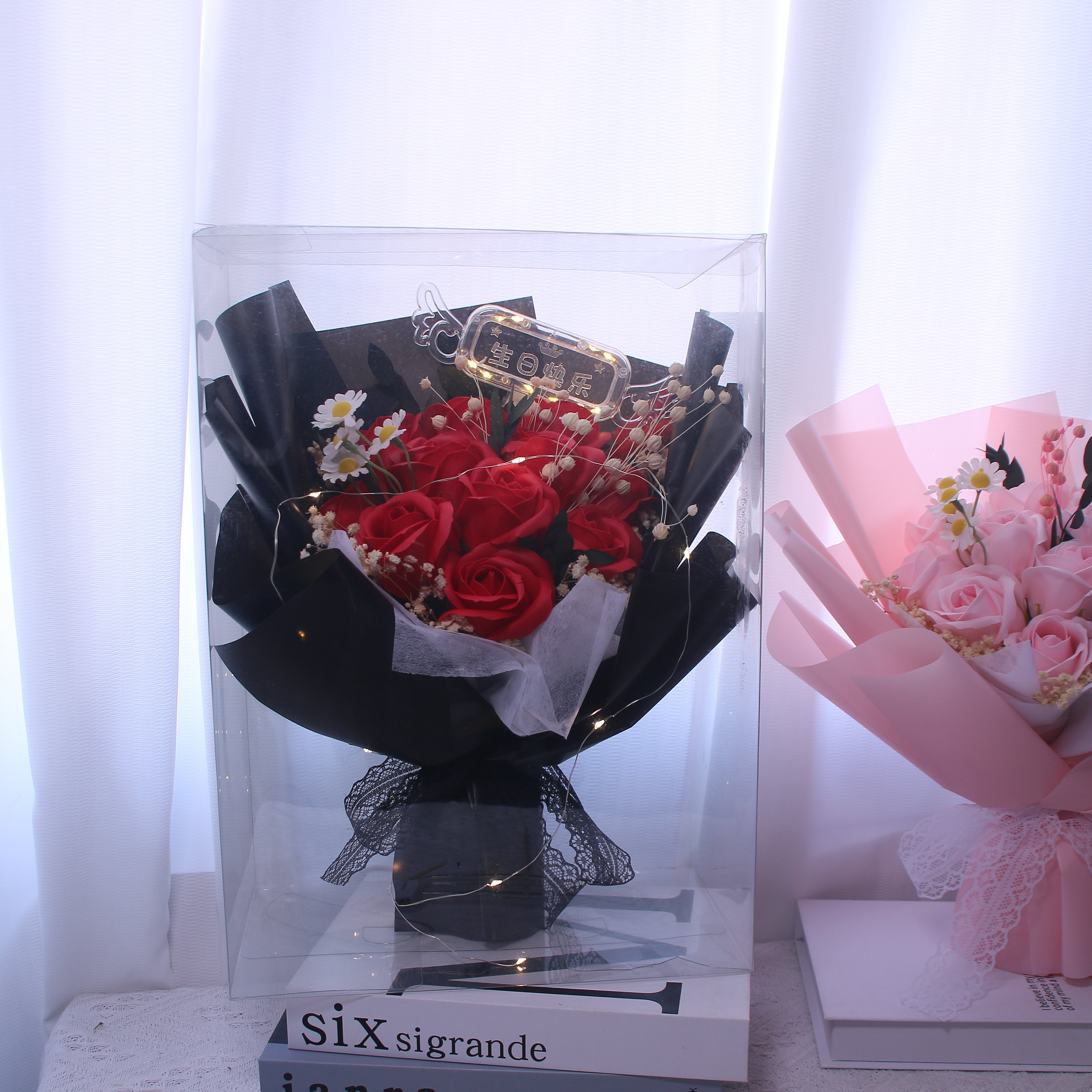 YX High Quality Full Star Silk Dried Flower Bouquet Valentines Day Rose Soap Wedding Decor Box Packed Graduation Mother's Day