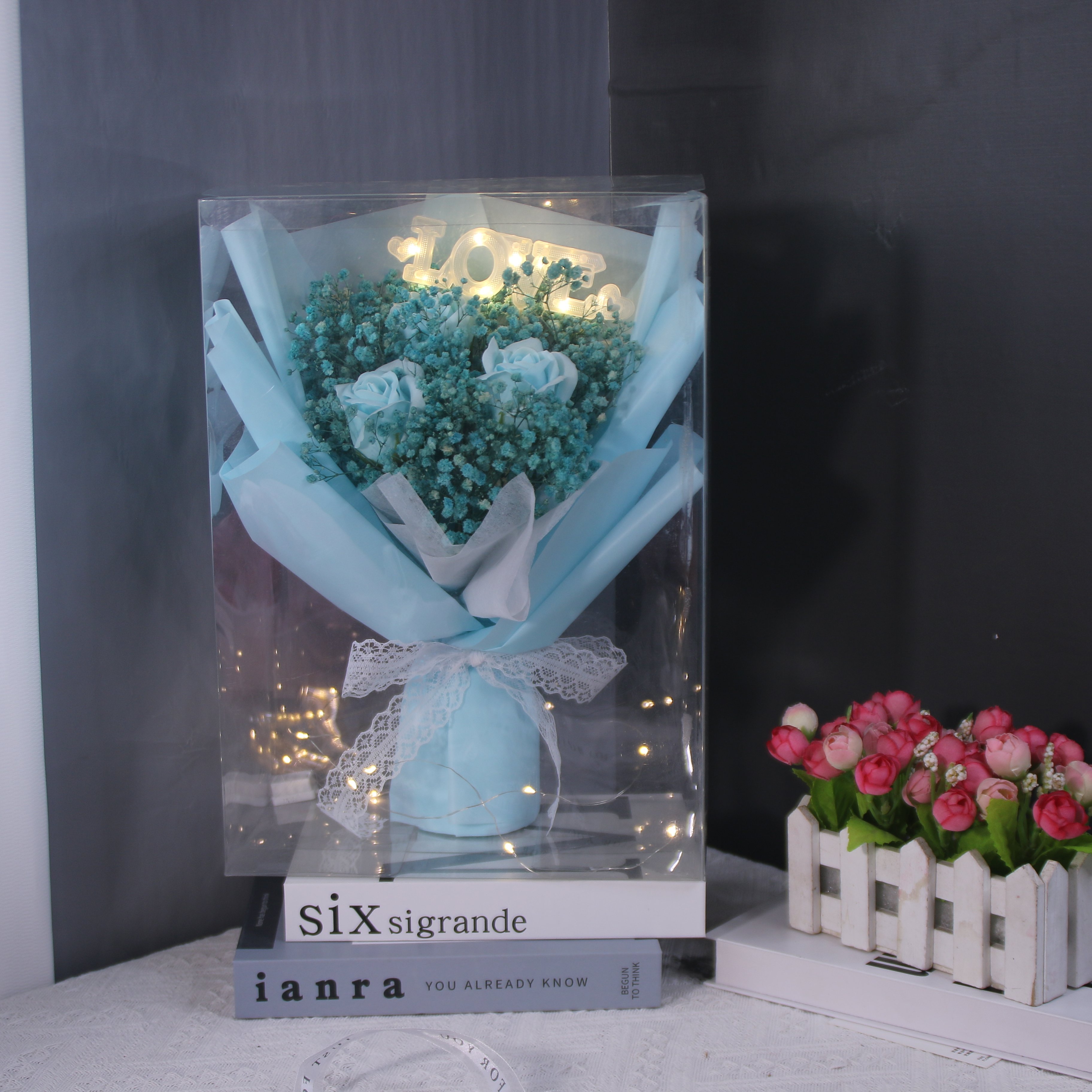 YX High Quality Full Star Silk Dried Flower Bouquet Valentines Day Rose Soap Wedding Decor Box Packed Graduation Mother's Day