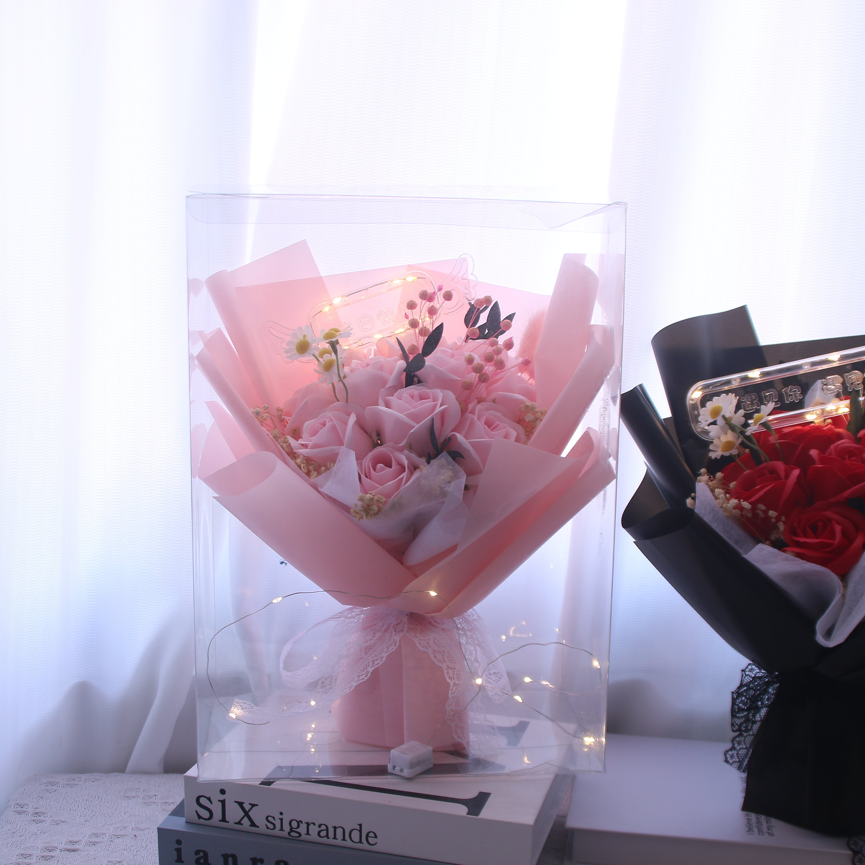 YX High Quality Full Star Silk Dried Flower Bouquet Valentines Day Rose Soap Wedding Decor Box Packed Graduation Mother's Day
