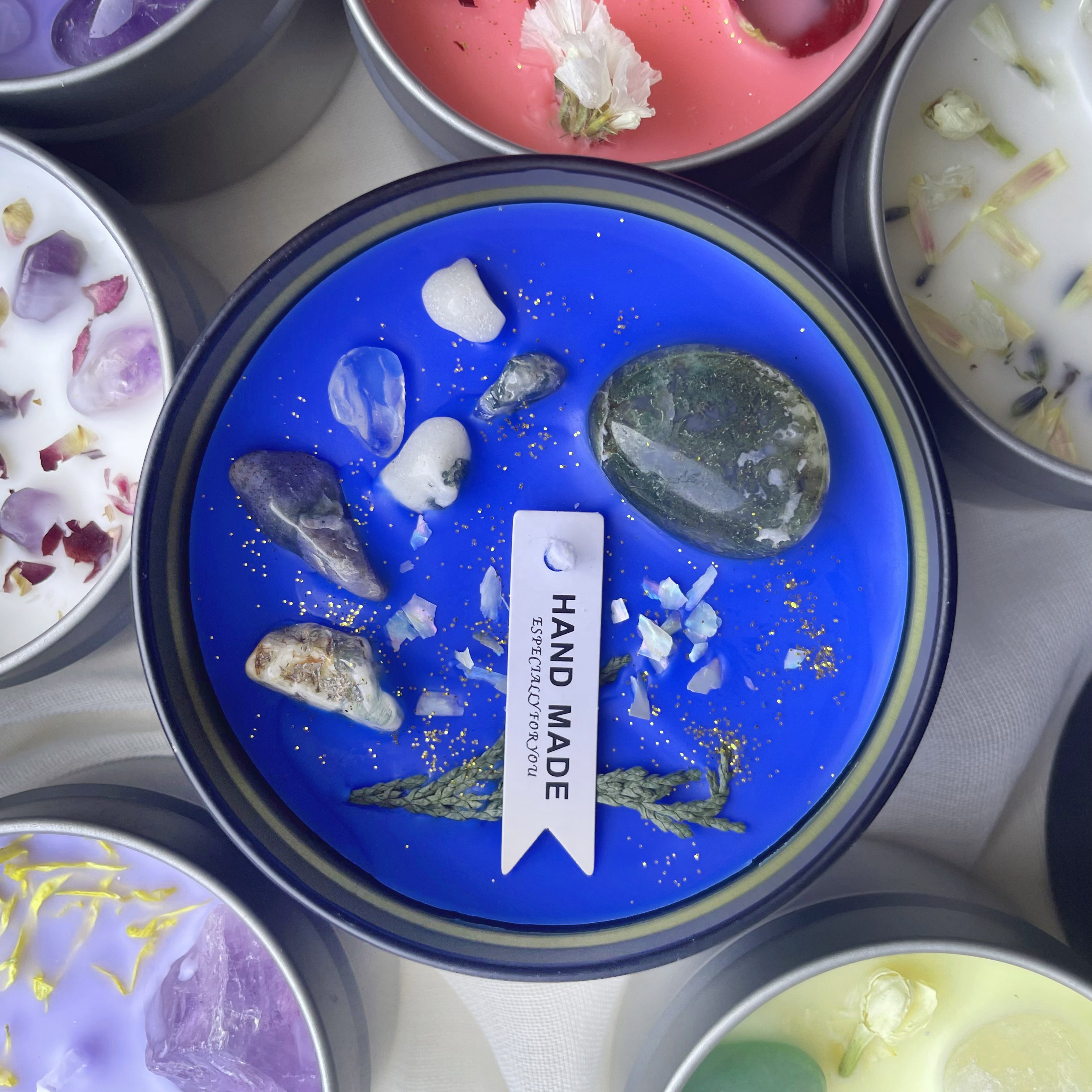 Customizable Dry Flower color Candles Aromatherapy Scented Crystal Candle In Black Tin