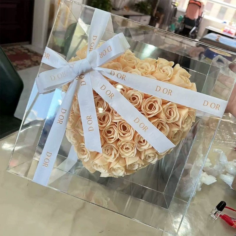 Luxury transparent square acrylic decorative flower soap rose bouquet packaging box clear flower gift display boxes