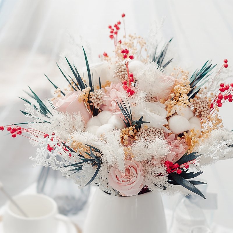 Customized decorative flowers bunch preserved flower rose bouquet dried flower bouquet for wedding decoration supplies