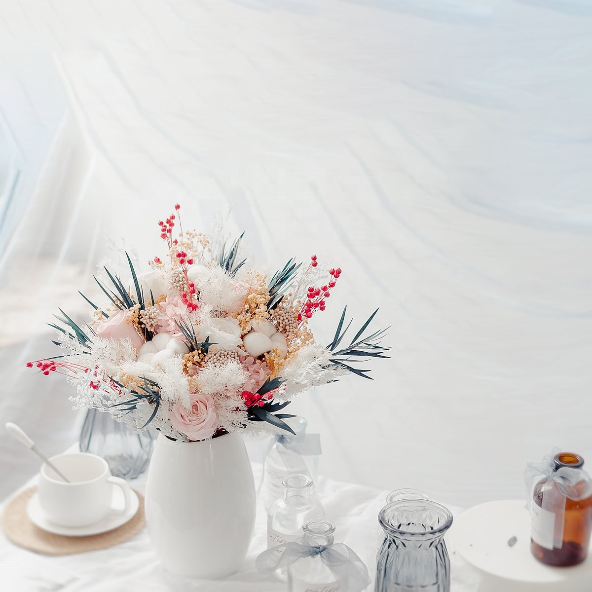 Customized decorative flowers bunch preserved flower rose bouquet dried flower bouquet for wedding decoration supplies