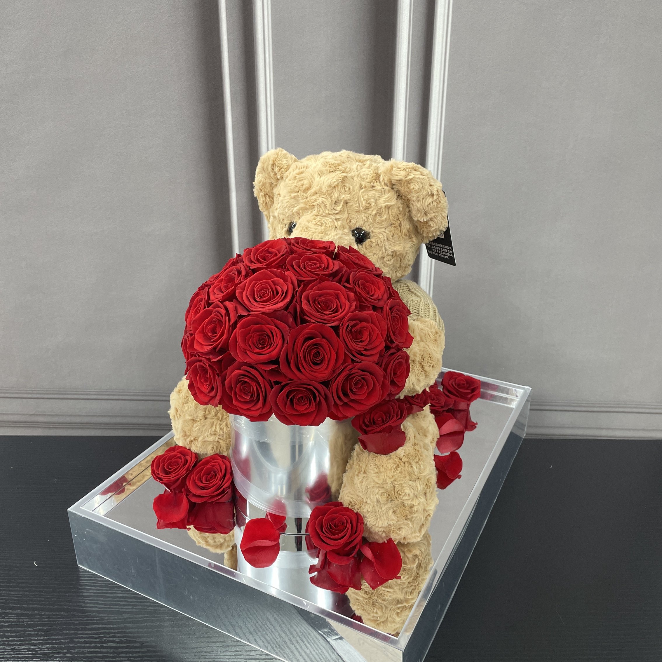 Birthday Gift Wedding Decoration forever everlasting Rose Bear Dried immortal flowers eternal preserved rose in acrylic box