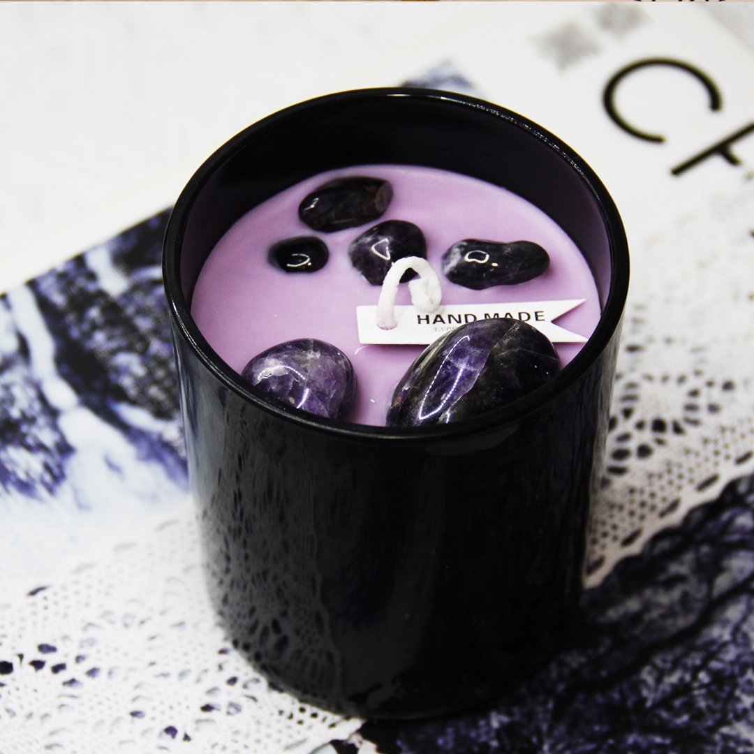 Custom New popular luxury natural colourful Crystal Scented Crystal Candles In a black glass