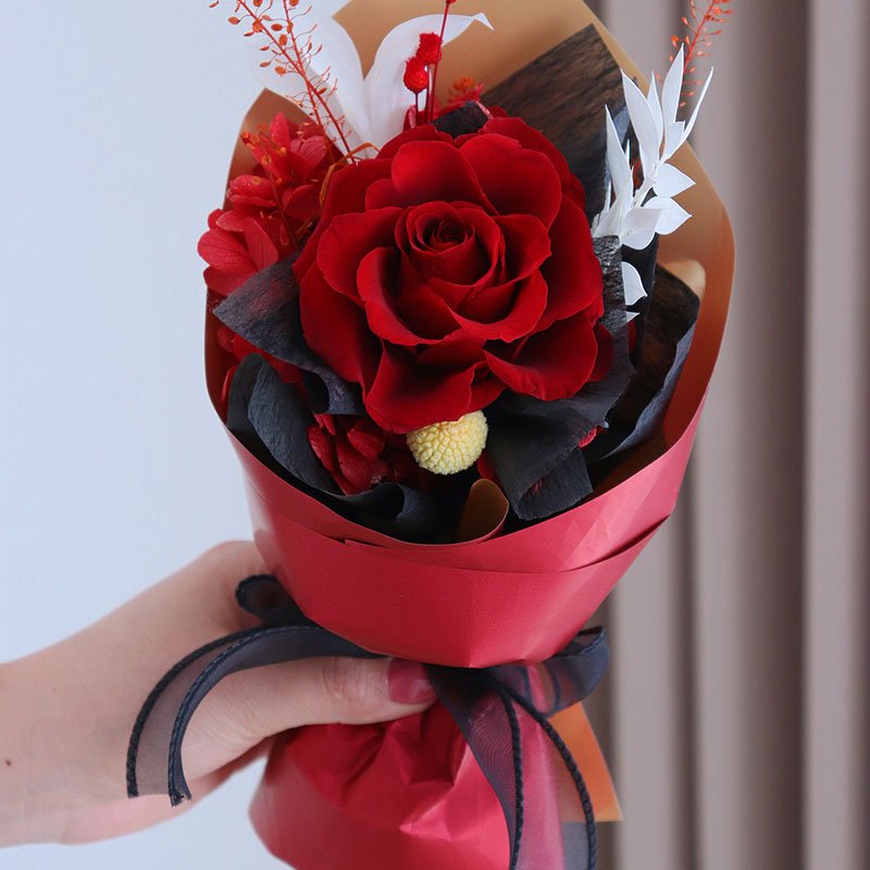 Customized Preserved Roses Dried Flowers Plants Preserved Flower Ornament Preserved Rose Bud Preserved Flower Rose Bouquet