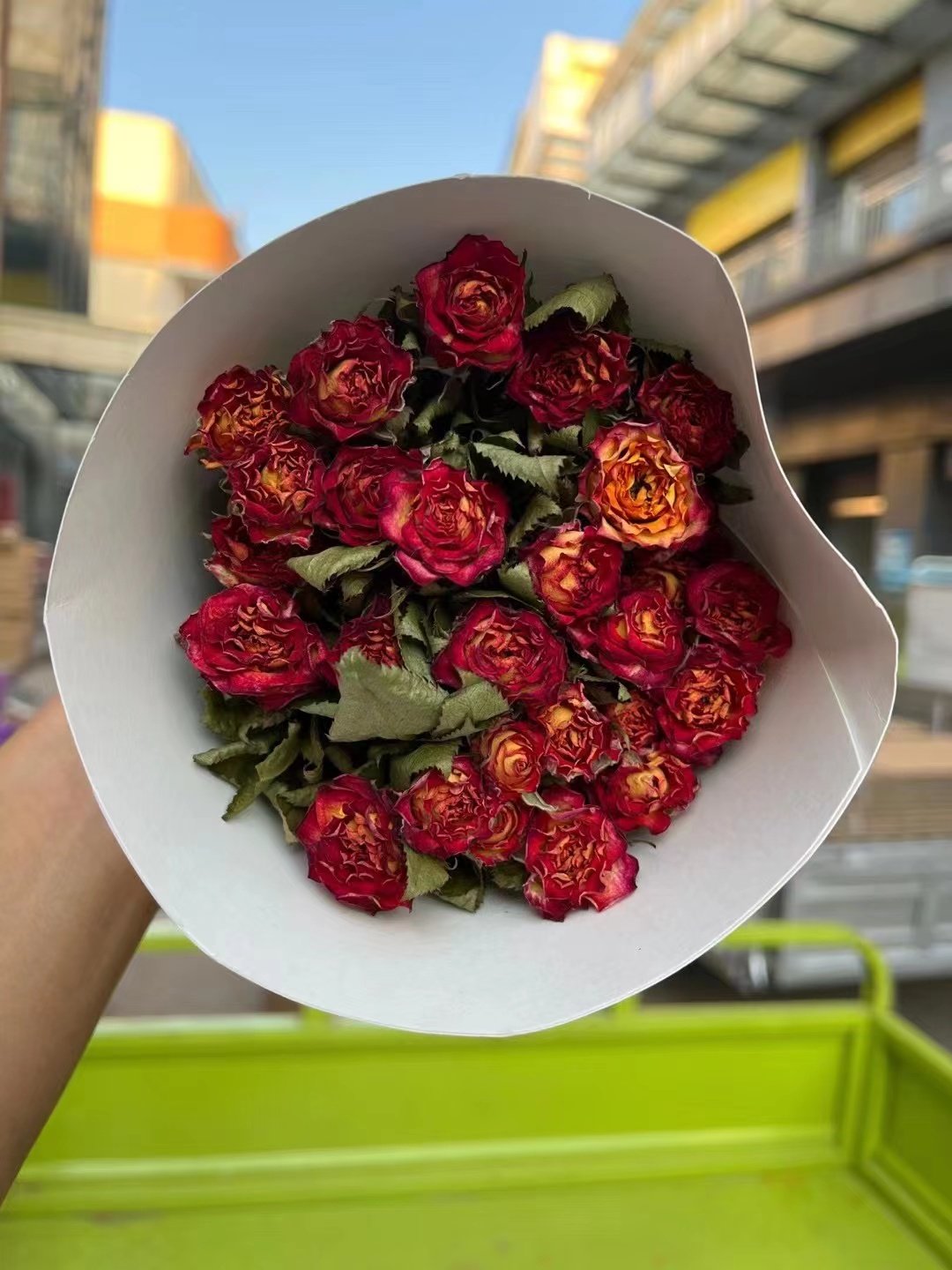 Ins hot selling flower multi-headed rose dried roses flower for decoration/home/wedding for flower arrangement