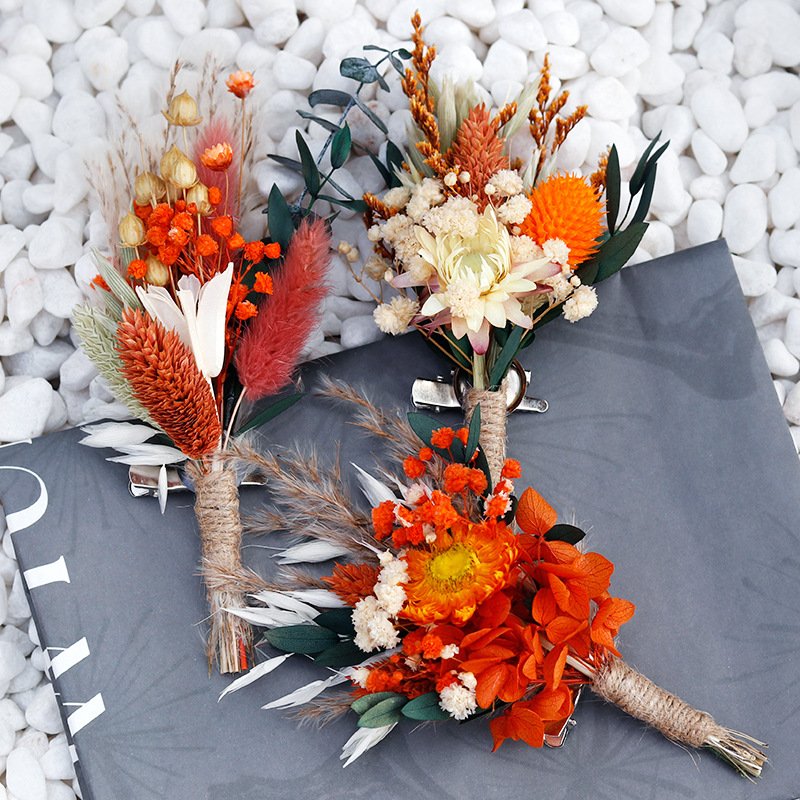 Wedding Mini Dried Flower Bouquets Finished Real Eternal Flowers Hydrangeas Mixed Corsages Wedding Bunches Red Mini Flower