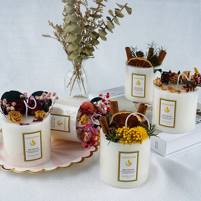 Handmade Dried Flower Aromatherapy Candle Wholesale Custom Label Soy Wax Scented Candle Large Size Pillar Candle Products